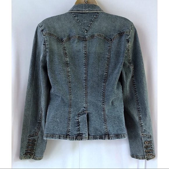 Tommy Hilfiger Jean Jacket Size Medium - Picture 2 of 6